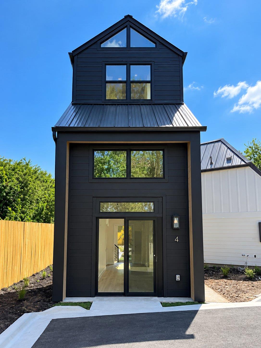 View 605 E 55th ST Unit #4 in Austin 605 E 55th ST Unit #4, photo 1 of 11, Austin, Austin, TX