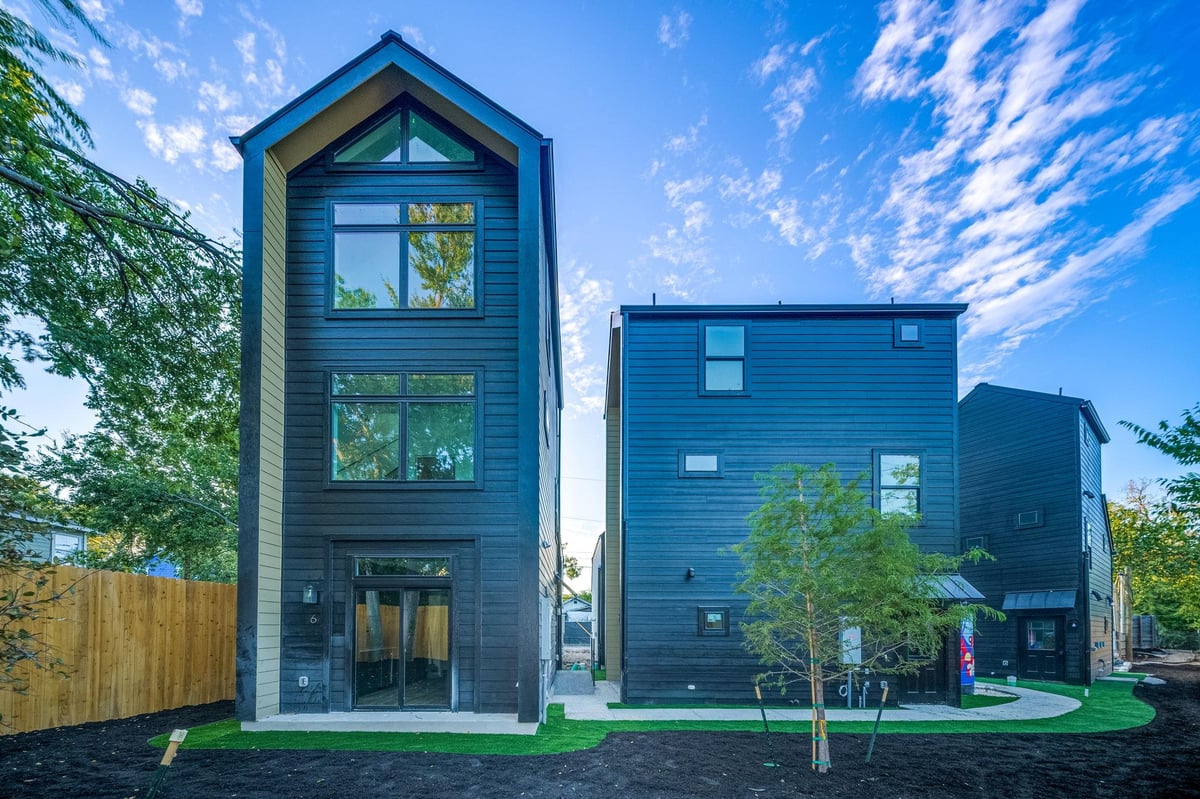 View 605 E 55th ST Unit #6 in Austin 605 E 55th ST Unit #6, photo 1 of 18, Austin, Austin, TX