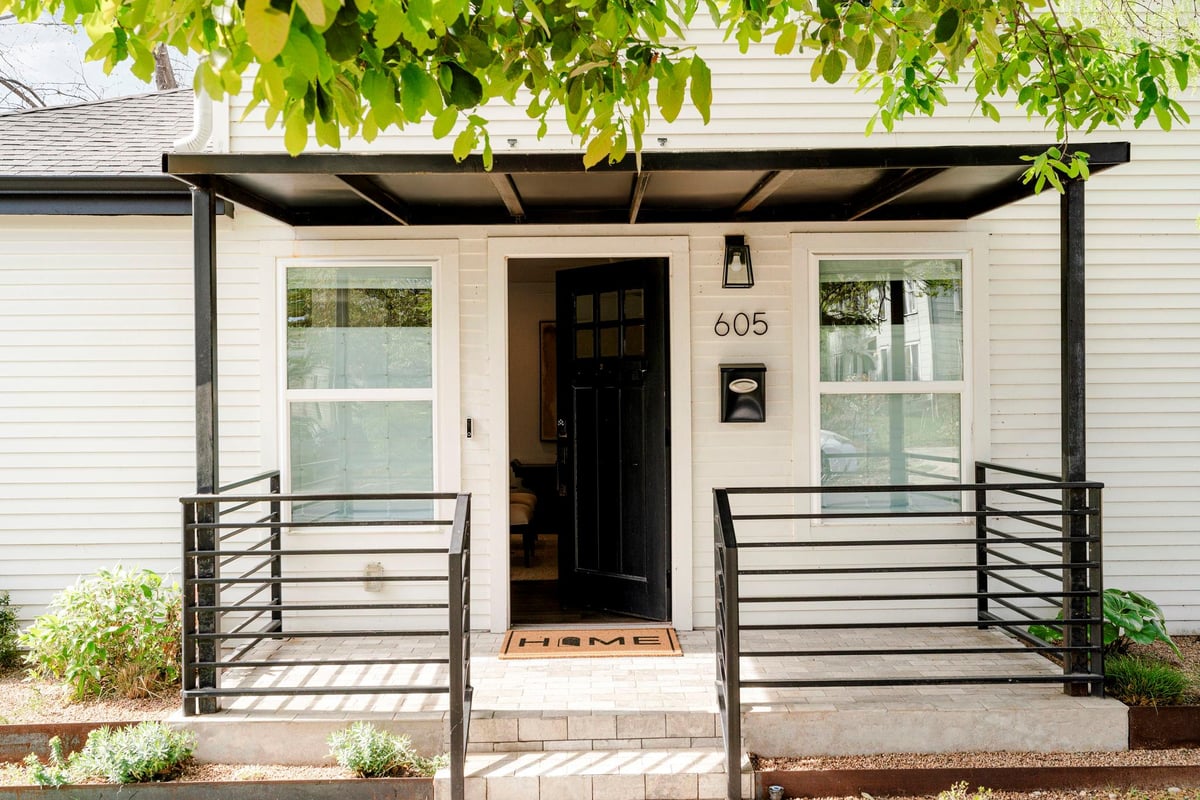 605 Harris Ave - front exterior - Luxury home in Hancock, Austin, TX