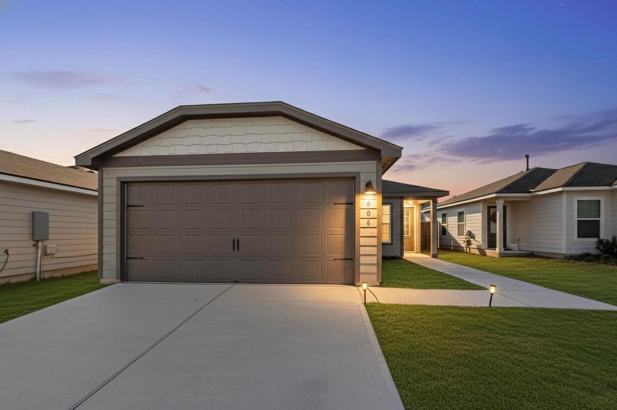 View 606 Aplite Pass in Sunset Oaks Sec 1 Ph 2 606 Aplite Pass - property photo 1 - Luxury home in Sunset Oaks Sec 1 Ph 2, Maxwell, TX