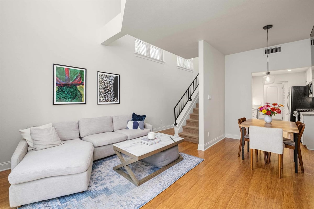 View 606 W Lynn ST Unit #17 in West End Condo Amd 606 W Lynn ST Unit #17 - property photo 1 - Luxury home in West End Condo Amd, Austin, TX