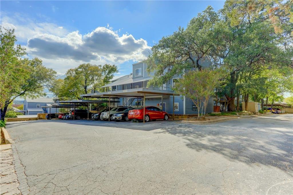 View 606 W Lynn ST Unit #30 in West End Condo Amd 606 W Lynn ST Unit #30 - property photo 1 - Luxury home in West End Condo Amd, Austin, TX