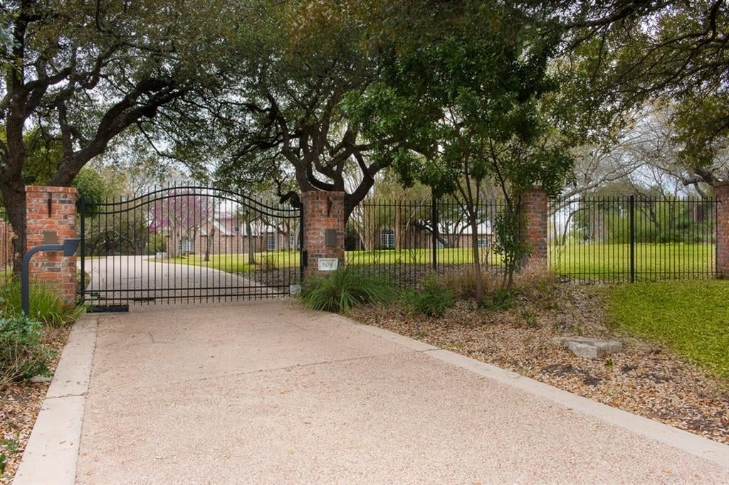 View 608 Beardsley Ln in Rob Roy 608 Beardsley Ln - property photo 1 - Luxury home in Rob Roy, Austin, TX