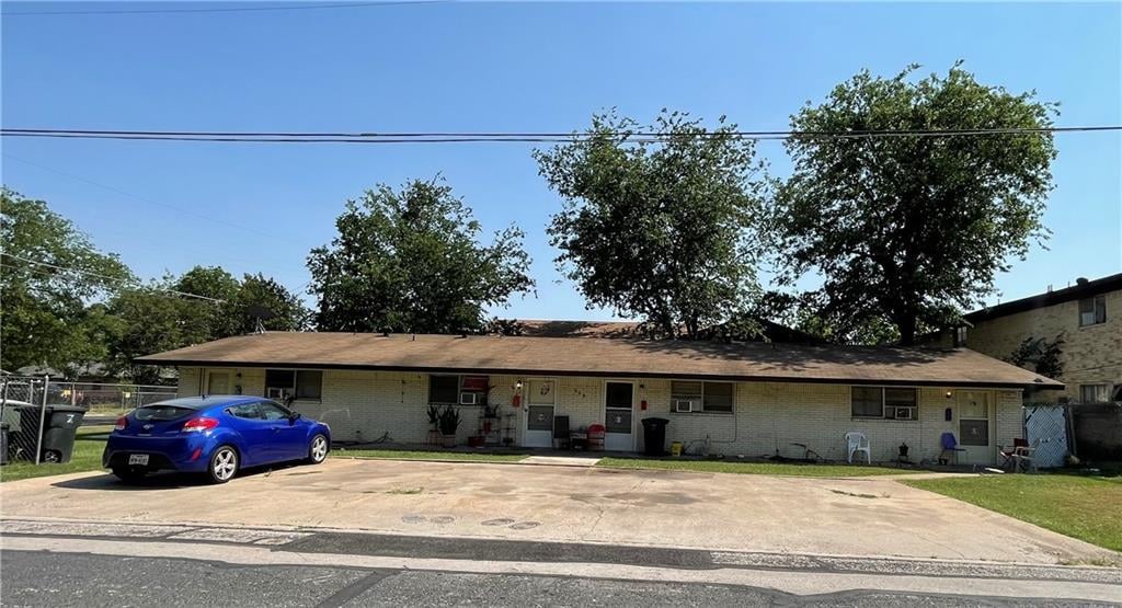View 608 Harbour Ave in Killeen 608 Harbour Ave, photo 1 of 7, Killeen, Killeen, TX