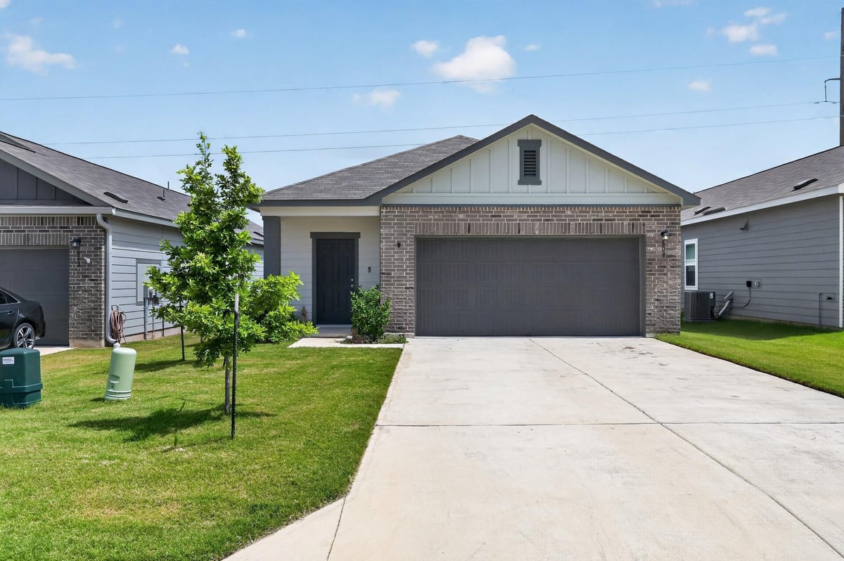 608 Magnum Force DR, photo 1, Jarrell, Jarrell, TX