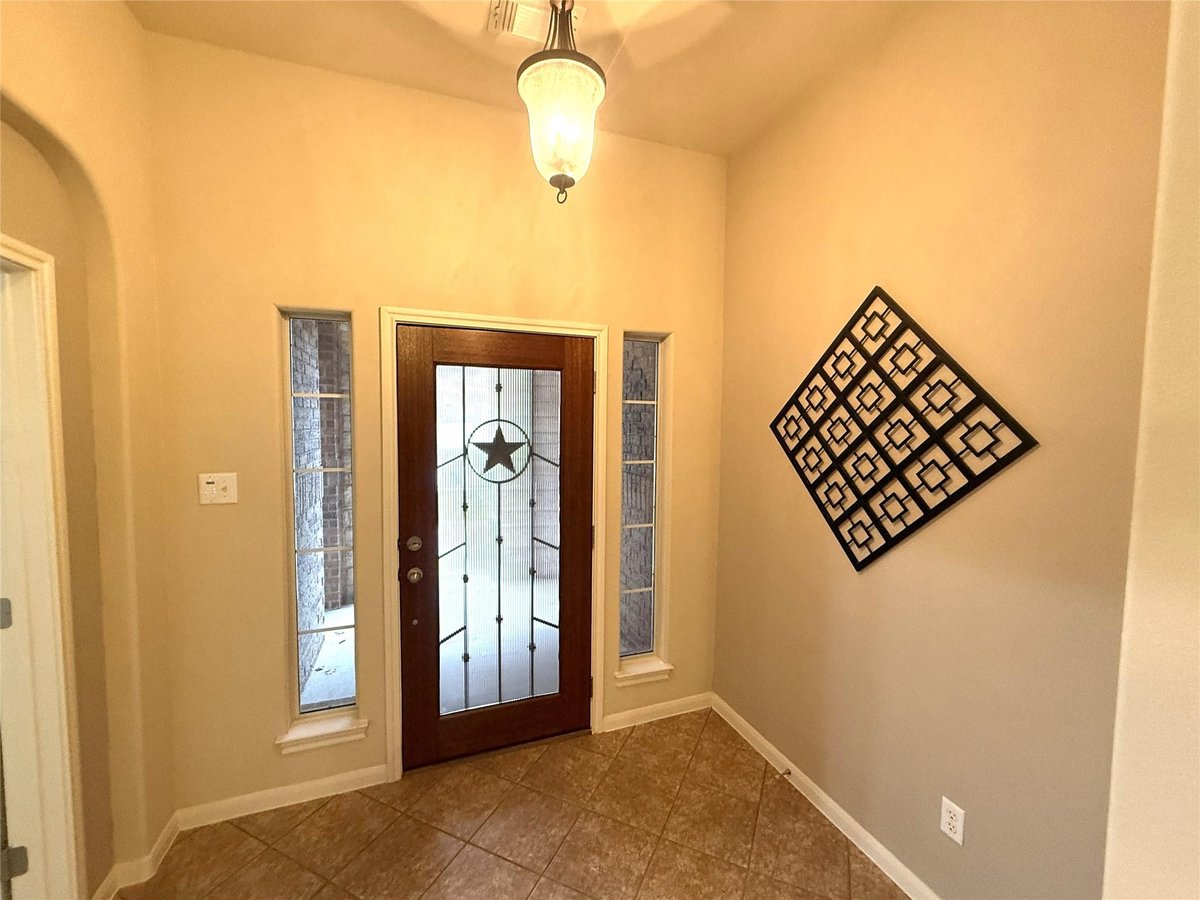 Kitchen at 608 Pebblestone Walk Dr - 3 bed 2 bath home