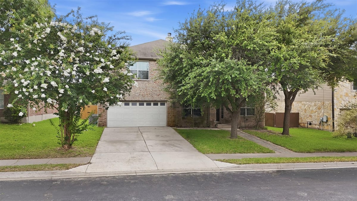 609 Portchester Castle PATH - front exterior - Luxury home in Highland Park North Ph B Sec, Pflugerville, TX