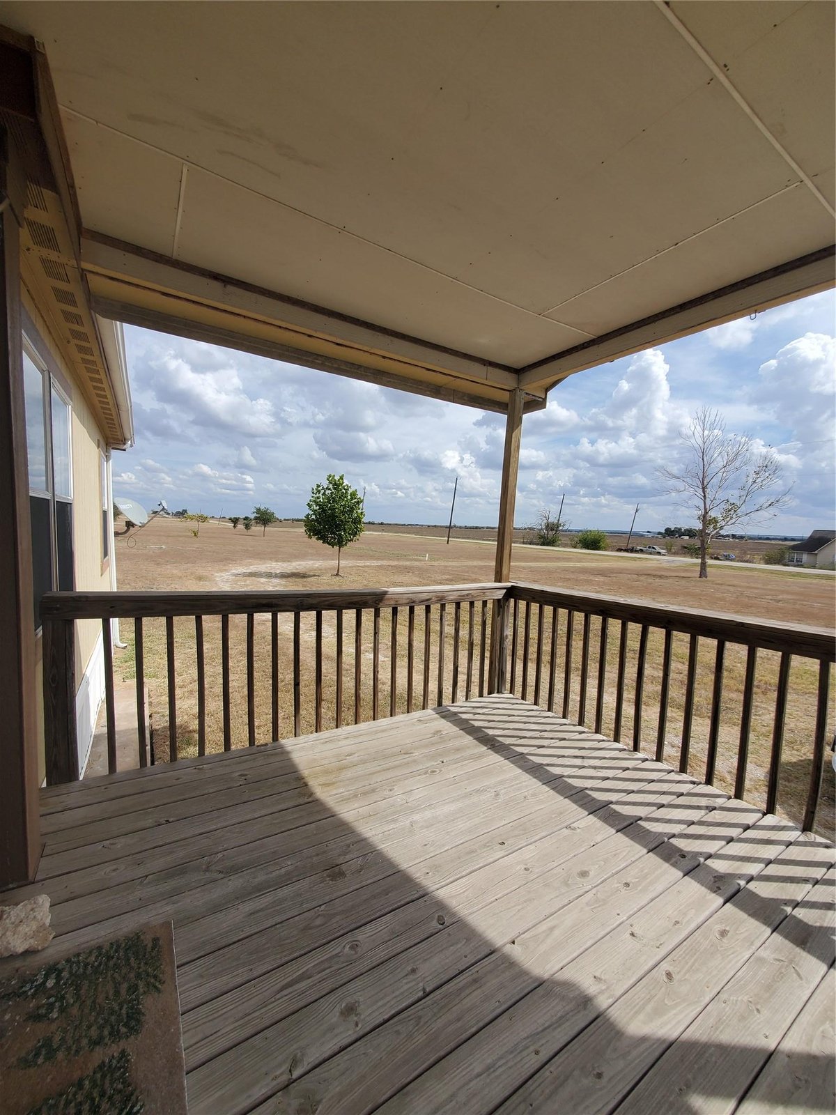 View 61 County Road 433 in N/A 61 County Road 433 - front exterior - Luxury home in N/A, Thrall, TX