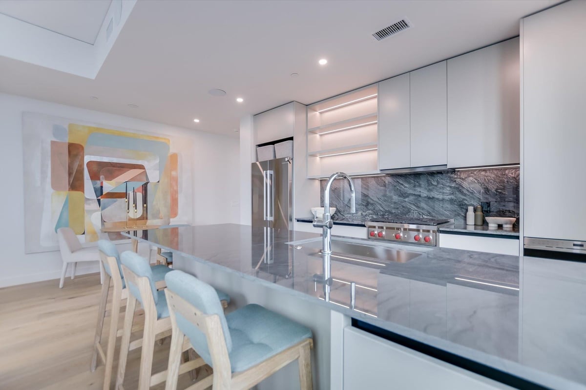 Kitchen at 610 Davis St Unit #2502 - 2 bed 2 bath home