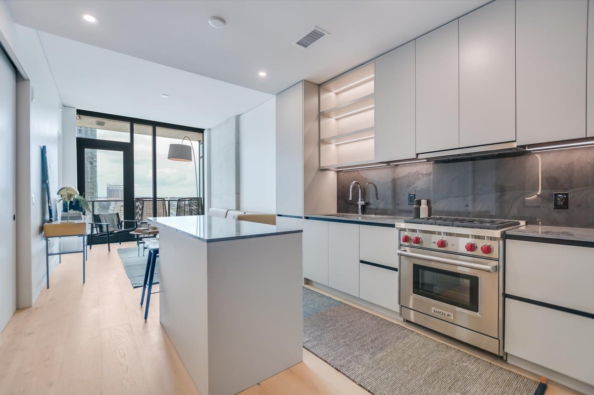 Kitchen at 610 Davis St Unit #1811 - 1 bed 1 bath home