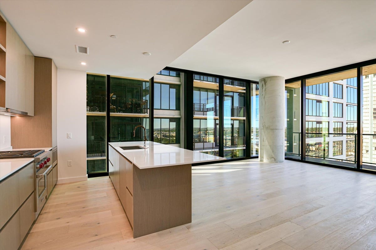 View 610 Davis St Unit #2008 in The Modern Austin Residences 610 Davis St Unit #2008 - front exterior - Luxury home in The Modern Austin Residences, Austin, TX