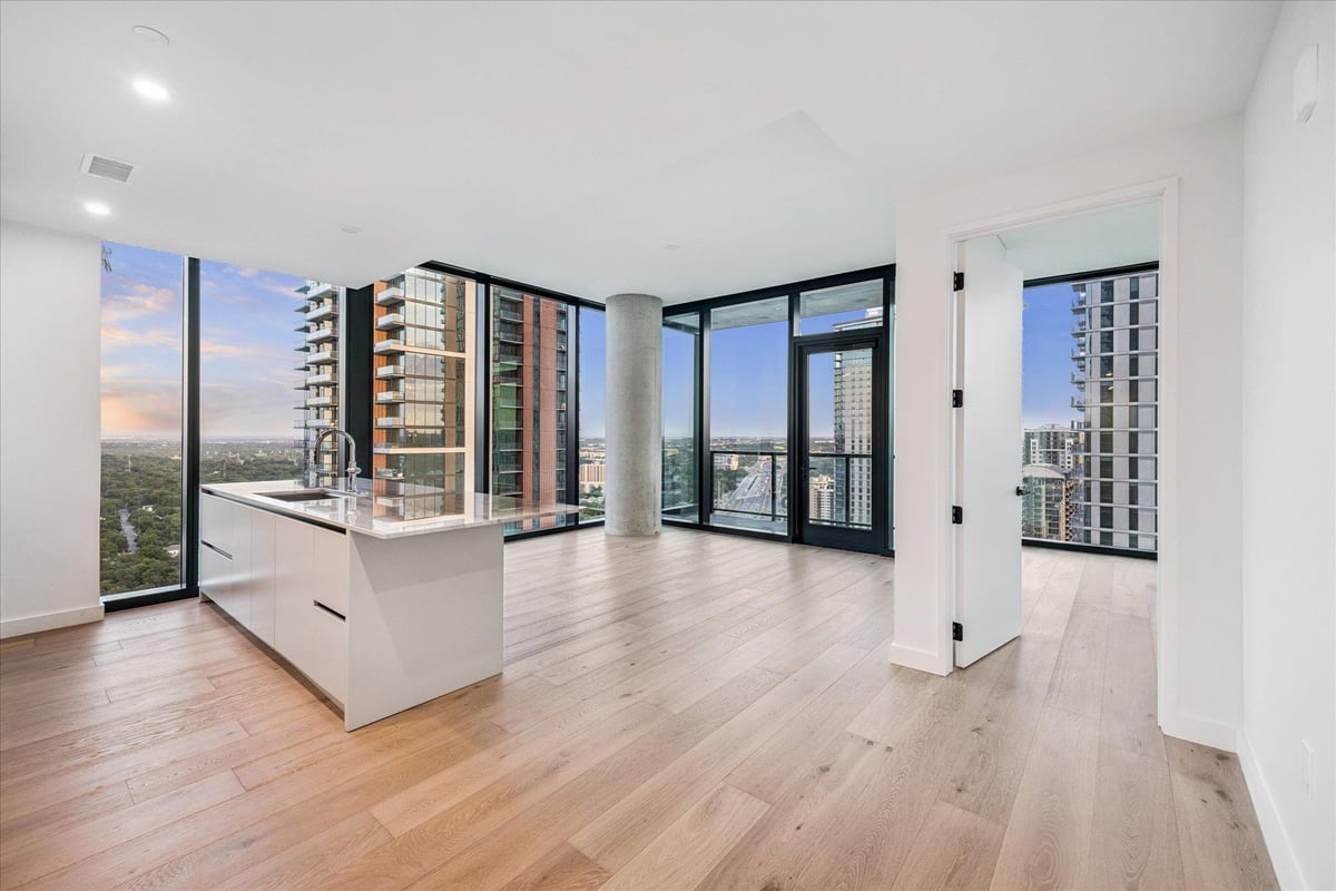 View 610 Davis ST Unit #2702 in The Modern Austin Residences 610 Davis ST Unit #2702 - property photo 1 - Luxury home in The Modern Austin Residences, Austin, TX