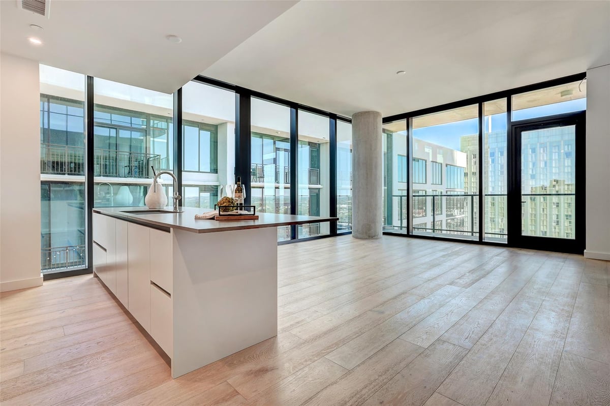 View 610 Davis ST Unit #3008 in The Modern Austin Residences 610 Davis ST Unit #3008 - property photo 1 - Luxury home in The Modern Austin Residences, Austin, TX