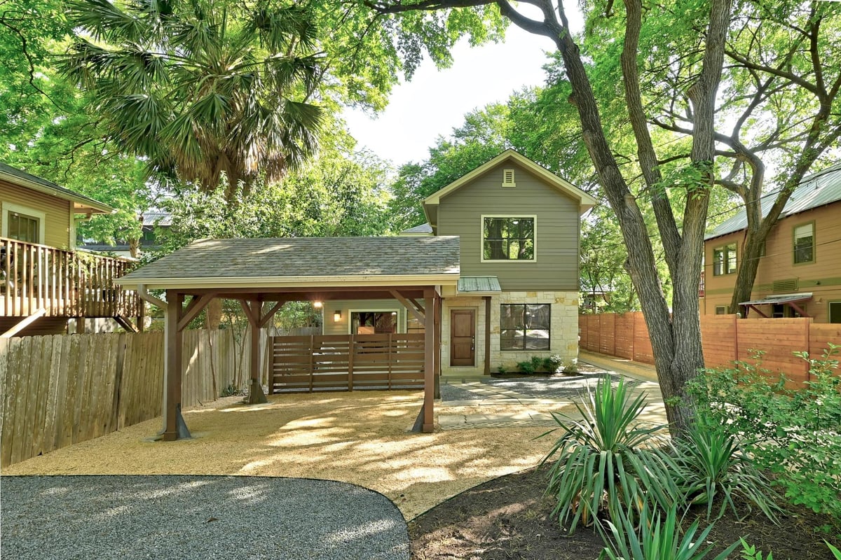 View 610 Fletcher ST Unit #A in Faulk Henry 610 Fletcher ST Unit #A - front exterior - Luxury home in Faulk Henry, Austin, TX