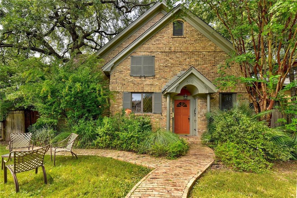 View 610 Upson St in Johnson Charles Add 610 Upson St - front exterior - Luxury home in Johnson Charles Add, Austin, TX