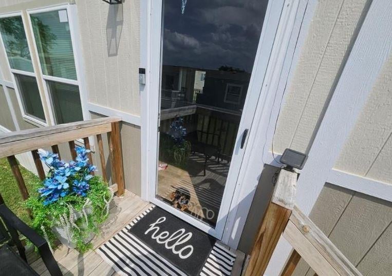 Living area at 6100 E Rancier Ave Unit #384 - 4 bed 2 bath home