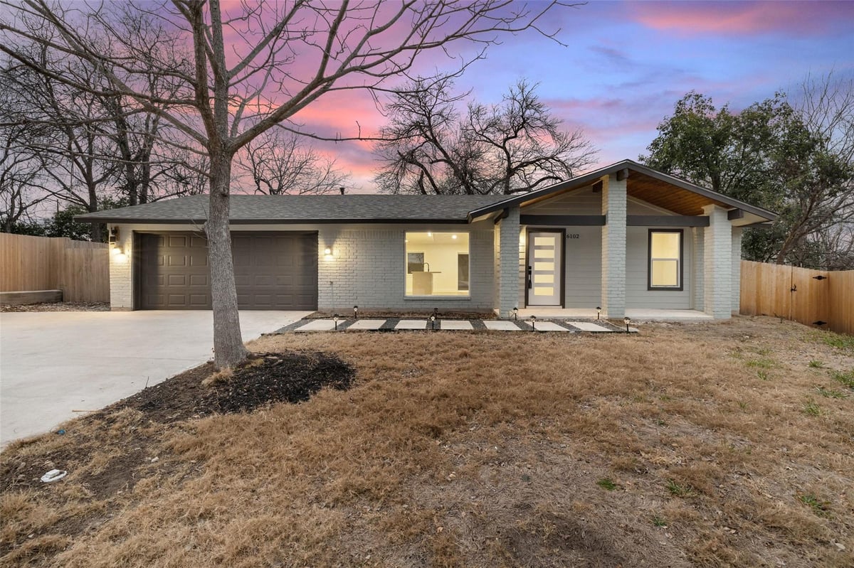 View 6102 Provencial CV in Cavalier Park Sec 01 6102 Provencial CV - property photo 1 - Luxury home in Cavalier Park Sec 01, Austin, TX
