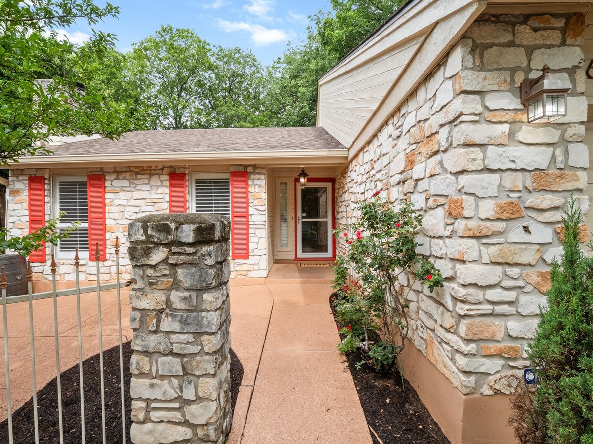 View 6109 Grass HOLW in Lakewood Sec 01 6109 Grass HOLW - front exterior - Luxury home in Lakewood Sec 01, Austin, TX