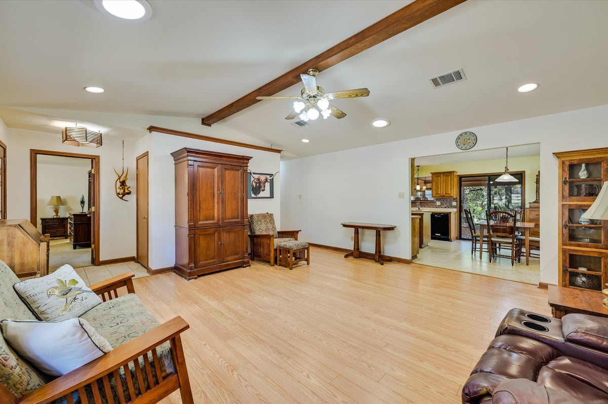 Primary bedroom at 611 Mountain Crest Dr - 3 bed 2 bath home