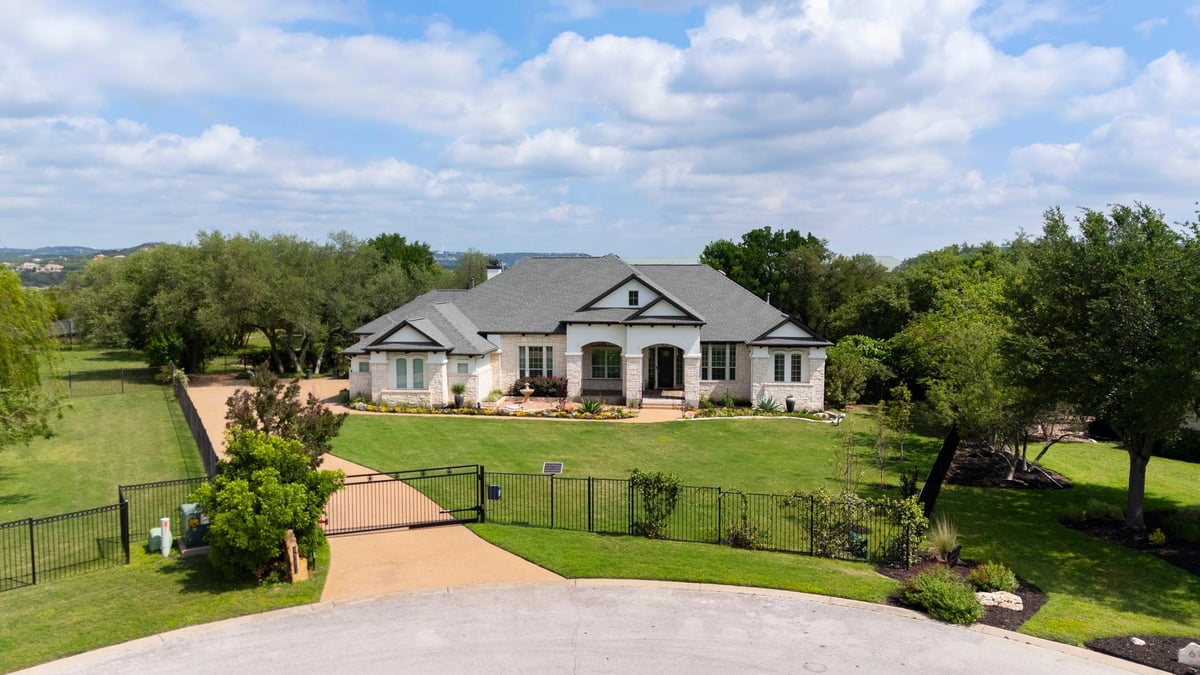 View 6112 Laguna Cliff LN in Reserve At Hudson Bend 6112 Laguna Cliff LN - front exterior - Luxury home in Reserve At Hudson Bend, Austin, TX