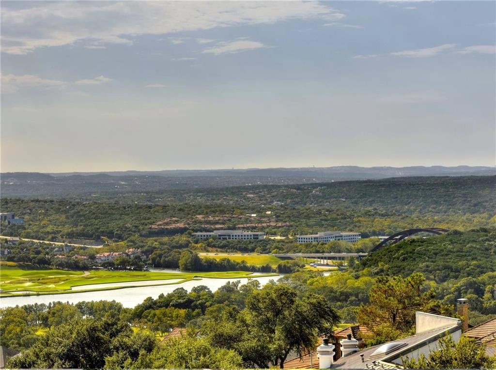 View 6118 Mountain Villa CV in Cat Mountain Villas Sec 01 6118 Mountain Villa CV - front exterior - Luxury lot in Cat Mountain Villas Sec 01, Austin, TX