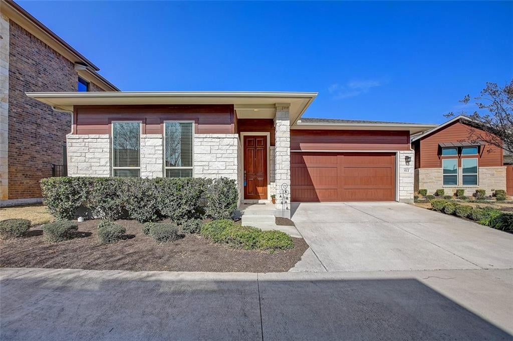 View 612 E Baylee Love Ln in Enclave/Hlnd Horizon 612 E Baylee Love Ln - front exterior - Luxury home in Enclave/Hlnd Horizon, Austin, TX