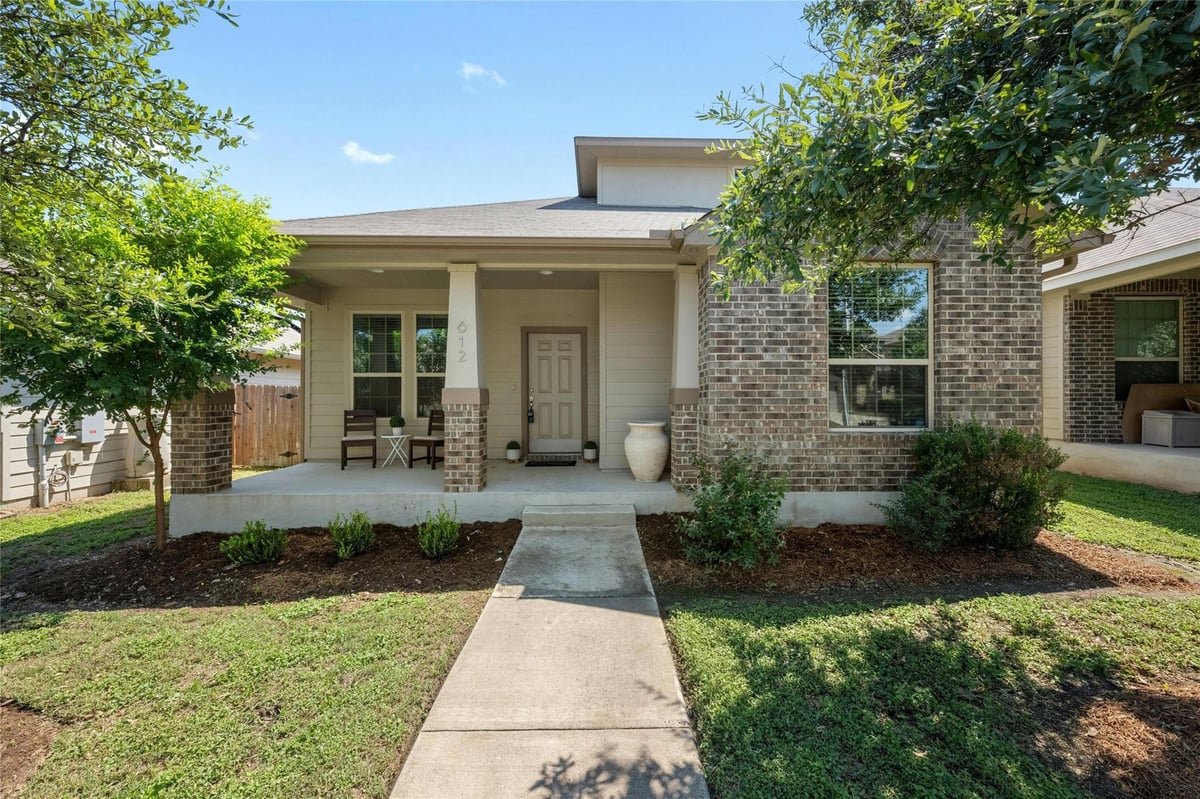 View 612 Palmilla ST in Oak Creek Ph 2 612 Palmilla ST - front exterior - Luxury home in Oak Creek Ph 2, Leander, TX