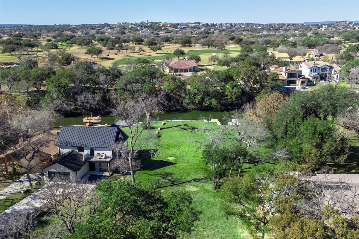 Primary bedroom at 612 Pecan Creek - Oak Ridge Estates, Horseshoe Bay, TX