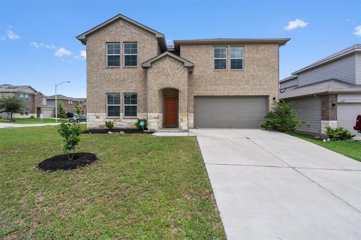 View 6121 Ronee Leah DR in Tiermo 6121 Ronee Leah DR - front exterior - Luxury home in Tiermo, Austin, TX
