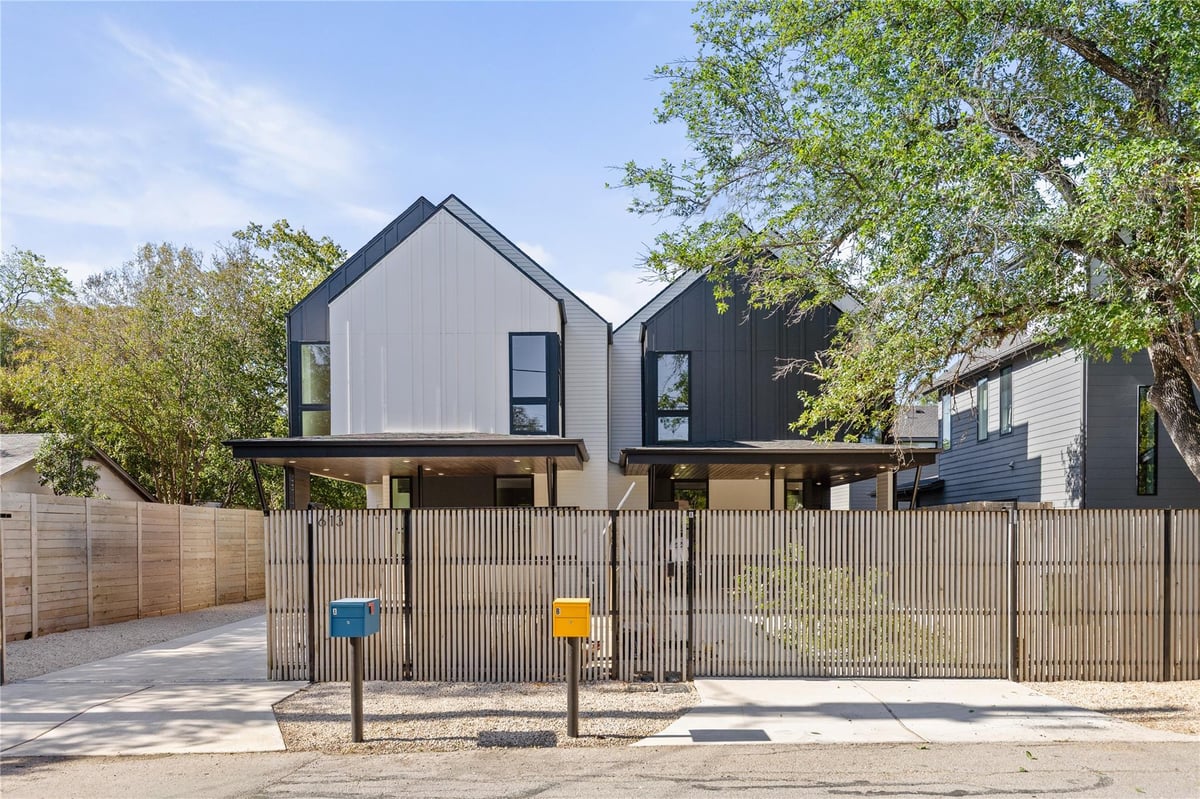 613 Clifford DR Unit #A - property photo 1 - Luxury home in Bouldin J E Estate, Austin, TX