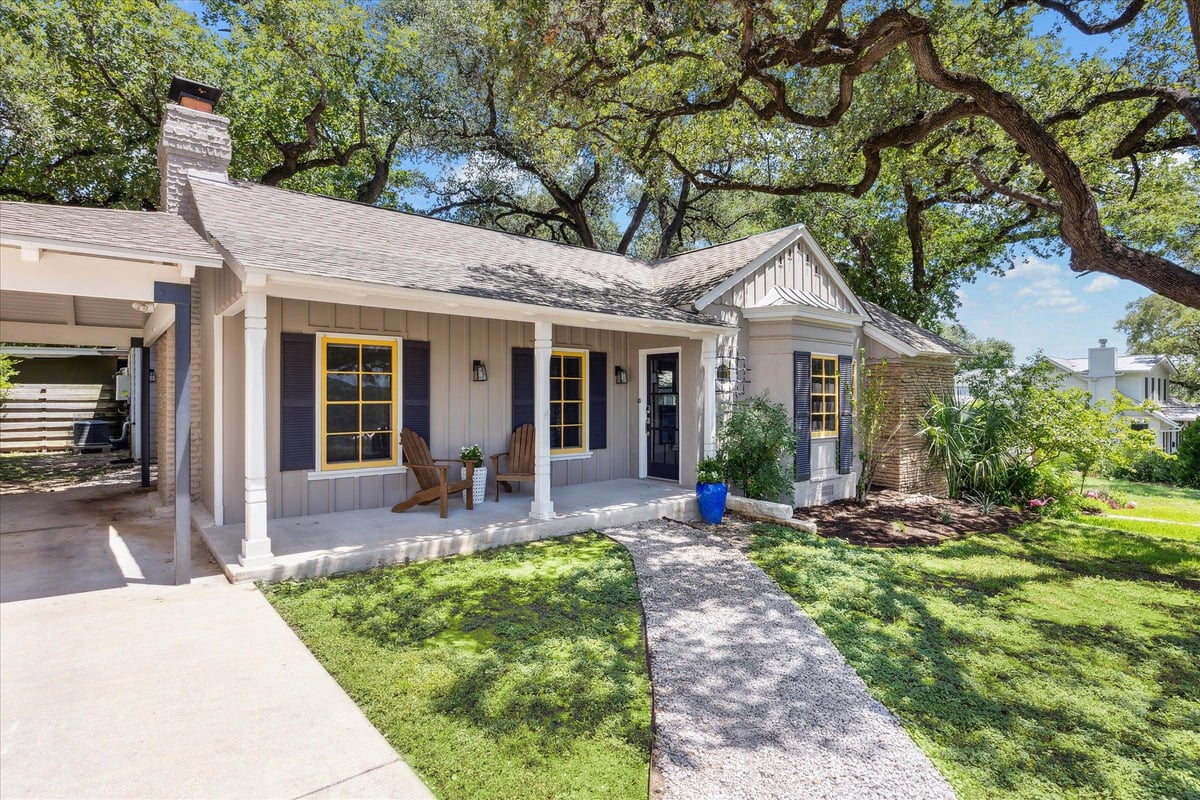 View 613 Theresa Ave in Theresa Avenue Estates 613 Theresa Ave - property photo 1 - Luxury home in Theresa Avenue Estates, Austin, TX