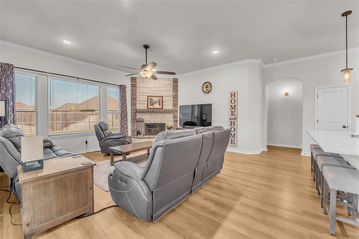 Kitchen at 614  Stonehouse Ln - 4 bed 3 bath home