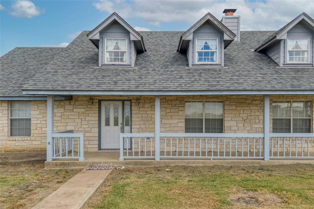Primary bedroom at 615 County Road 357 - 3 bed 2 bath home