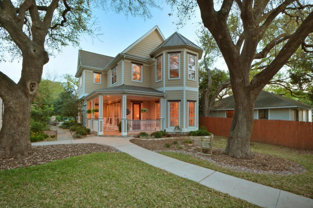 View 615 Hearn St in Tarrytown 615 Hearn St - property photo 1 - Luxury home in Tarrytown, Austin, TX