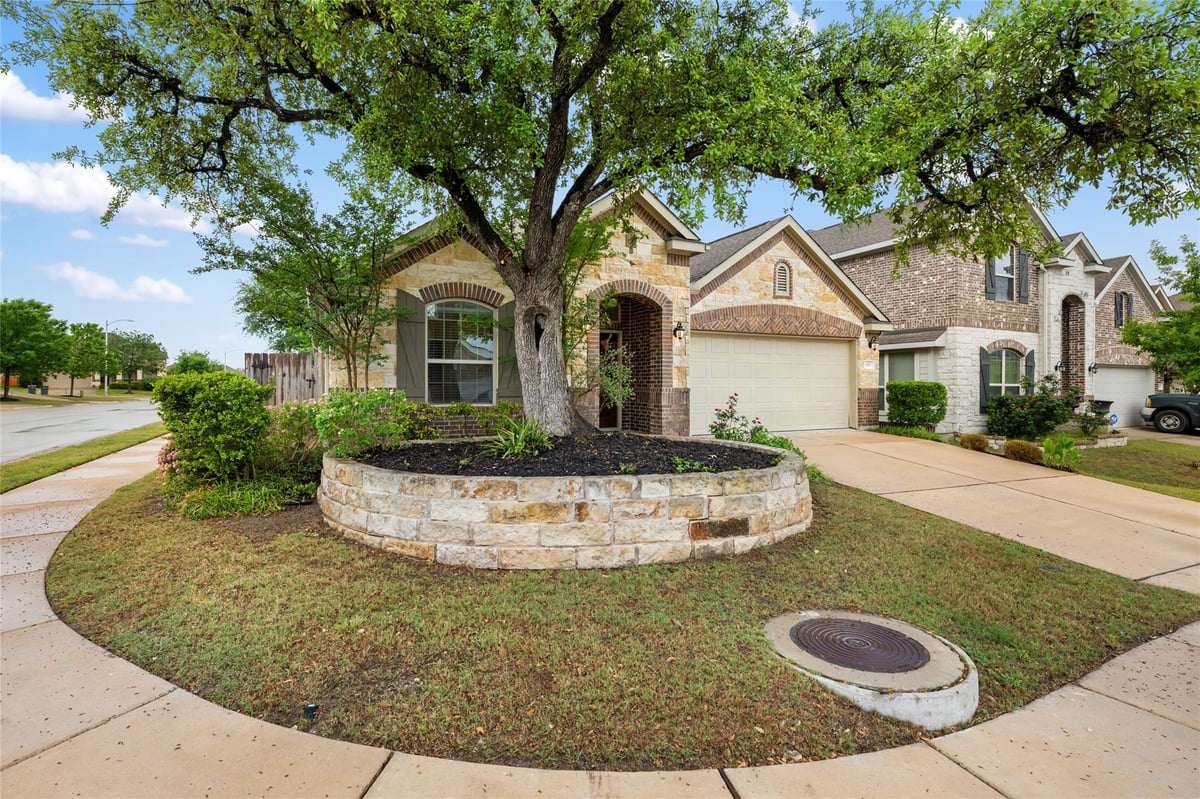 View 615 Linares Ln in Enclave At Estancia Condominiu 615 Linares Ln - front exterior - Luxury home in Enclave At Estancia Condominiu, Austin, TX