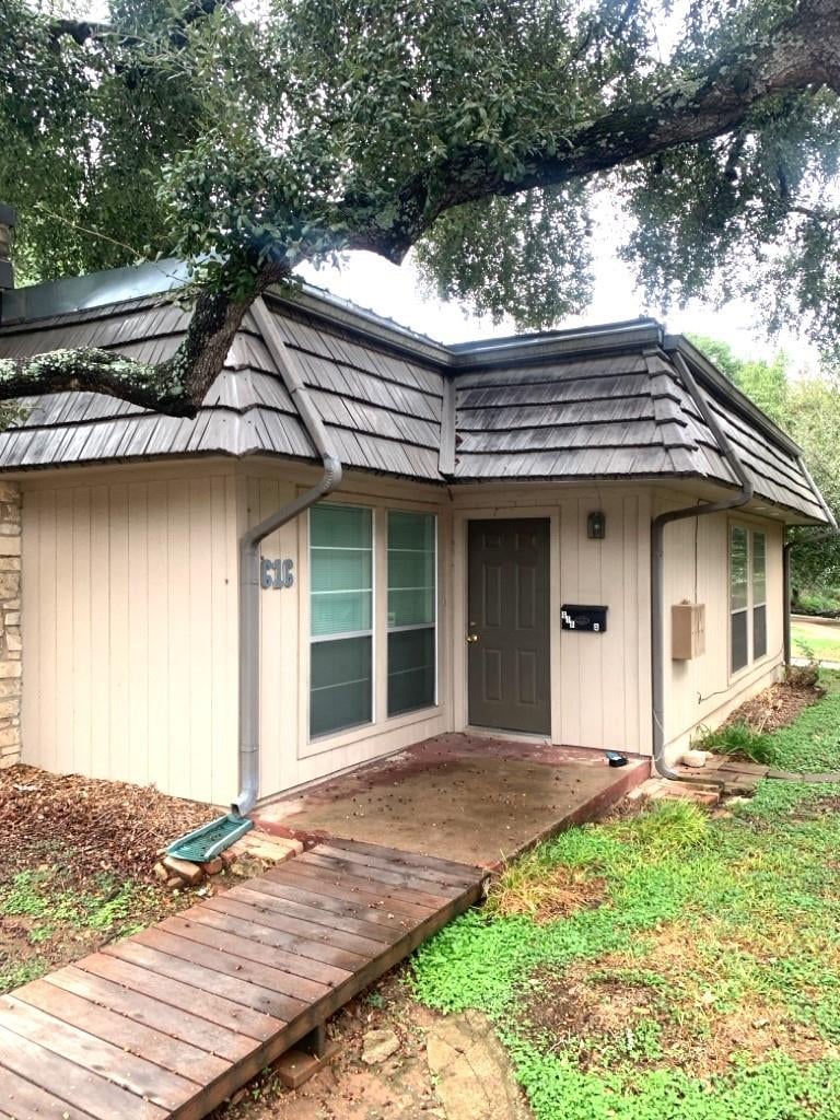View 616 Castle Ridge RD Unit #A in Westlake Condo 616 Castle Ridge RD Unit #A - property photo 1 - Luxury home in Westlake Condo, Austin, TX