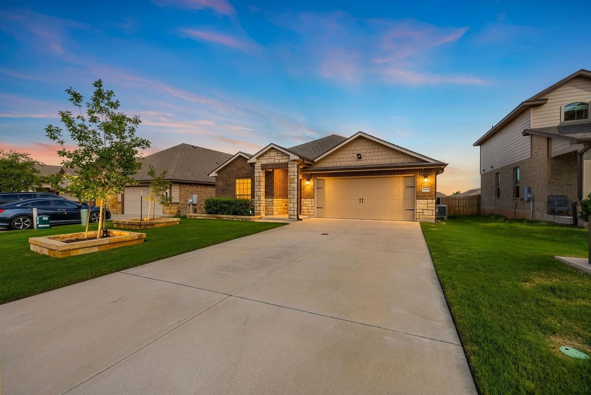 View 6166 Lavaca Dr in Three Crks Ph Iv 6166 Lavaca Dr - front exterior - Luxury home in Three Crks Ph Iv, Belton, TX