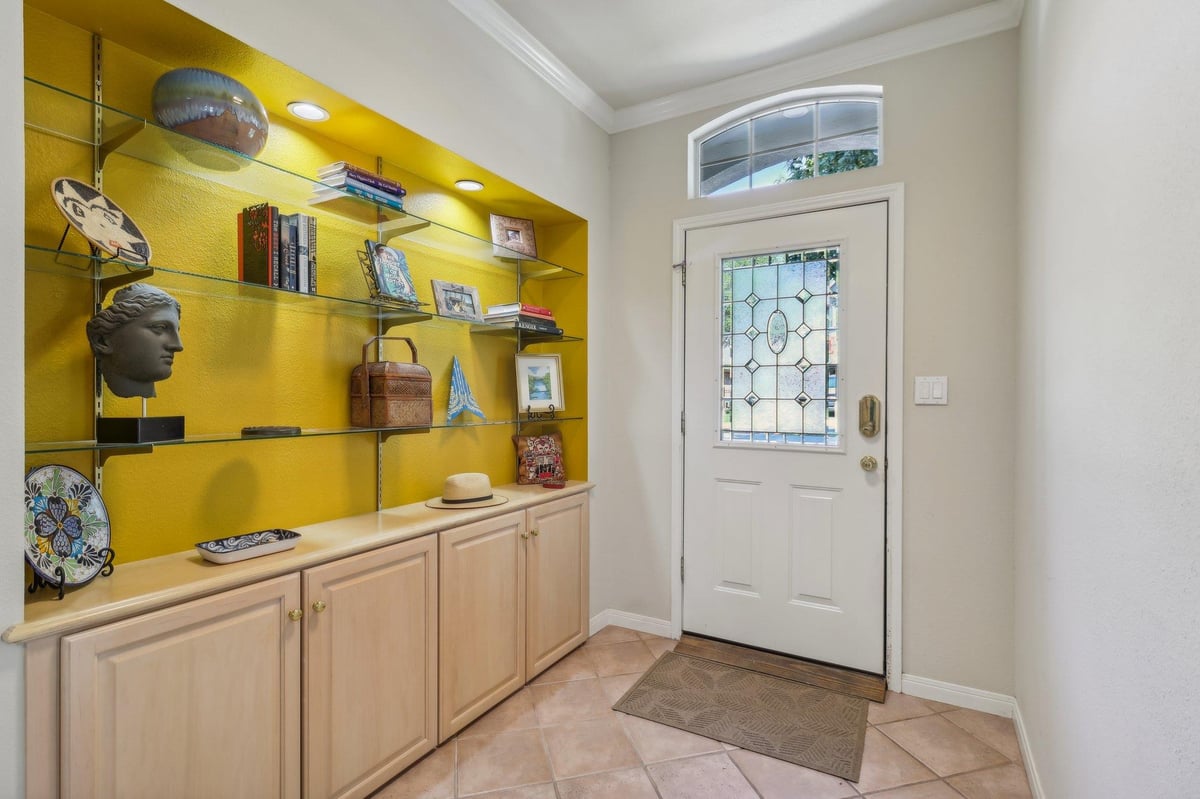 Primary bedroom at 617 Evergreen Ln - 3 bed 3 bath home