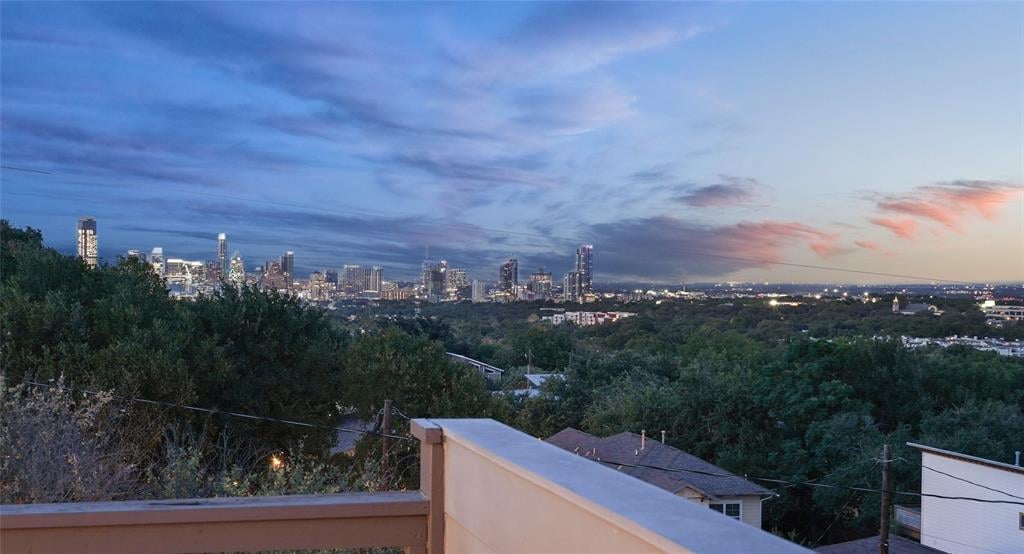 View 617 Peacock LN Unit #A in Peacock View Condo Amd 617 Peacock LN Unit #A - front exterior - Luxury home in Peacock View Condo Amd, Austin, TX