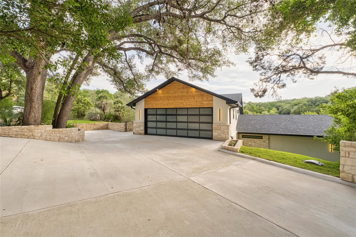 View 620 Bermuda St in none 620 Bermuda St - front exterior - Luxury home in none, Lakeway, TX