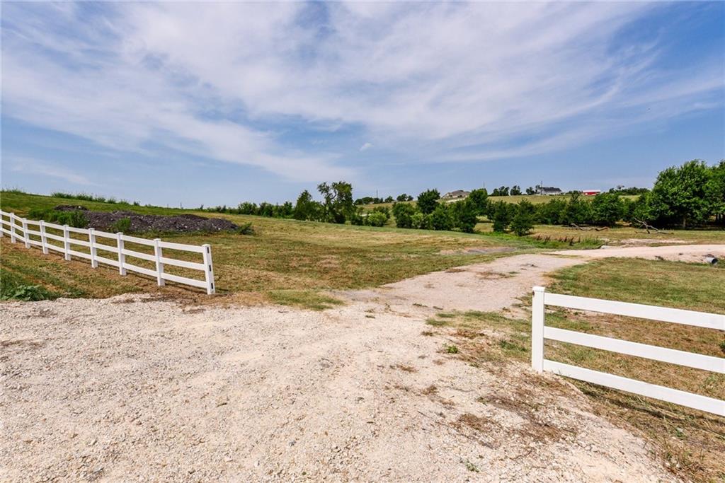 View 620 County Road 129 620 County Road 129 - front exterior - Luxury lot in Taylor, TX