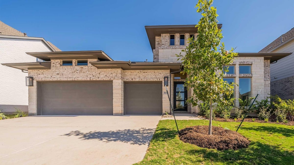 6205 Sontag Dr - front exterior - Luxury home in Sweetwater, Austin, TX
