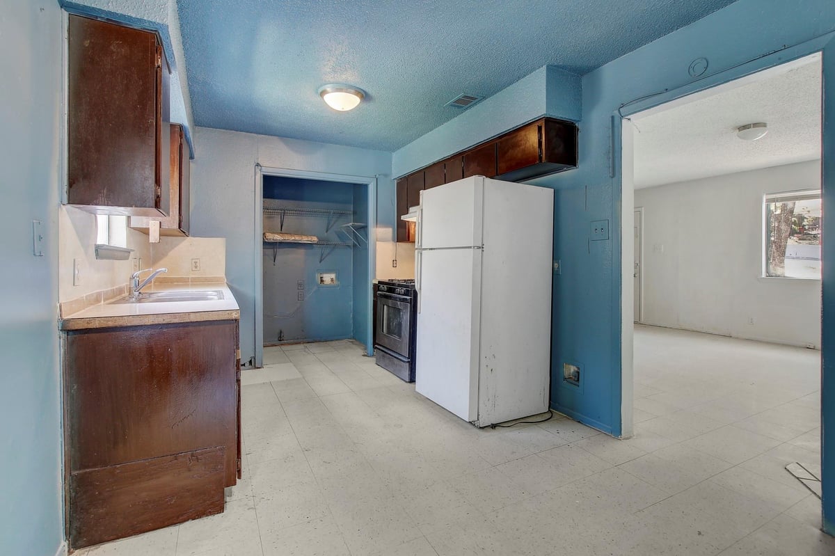 Primary bedroom at 6207 Adalee Ave - Walnut Hills, Austin, TX
