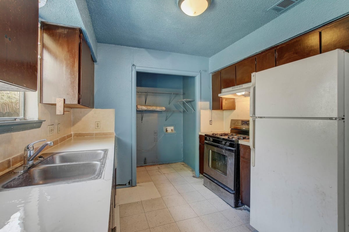 Bathroom at 6207 Adalee Ave - Walnut Hills, Austin, TX