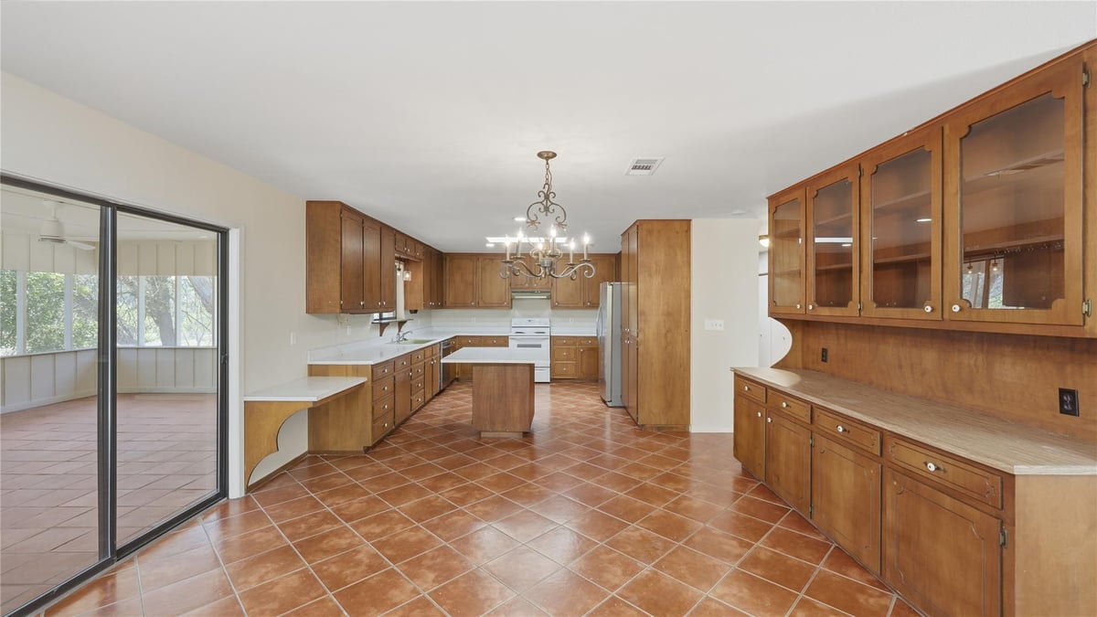 Primary bedroom at 625 Mountain Laurel Dr - 3 bed 2 bath home