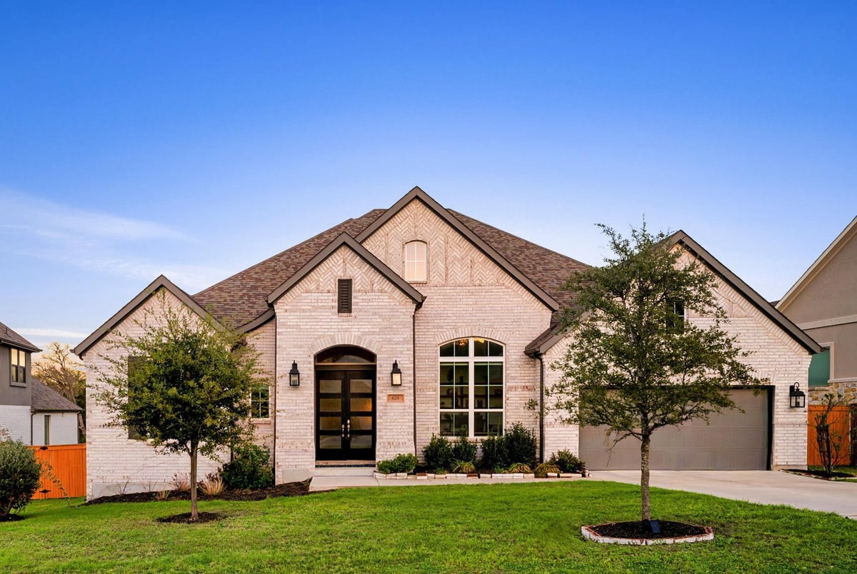 View 629 Rocky Spot DR in Highpointe Ph 1 Sec Three B 629 Rocky Spot DR - property photo 1 - Luxury home in Highpointe Ph 1 Sec Three B, Austin, TX