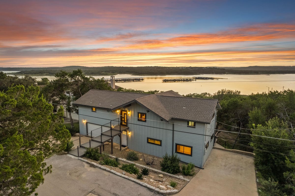 View 6300 Lakeshore Dr in Lago Vista Sec 01 6300 Lakeshore Dr - front exterior - Luxury home in Lago Vista Sec 01, Lago Vista, TX