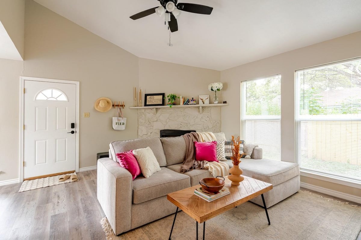 View 6307 Okner LN Unit #A in Southbreeze 6307 Okner LN Unit #A - property photo 1 - Luxury home in Southbreeze, Austin, TX