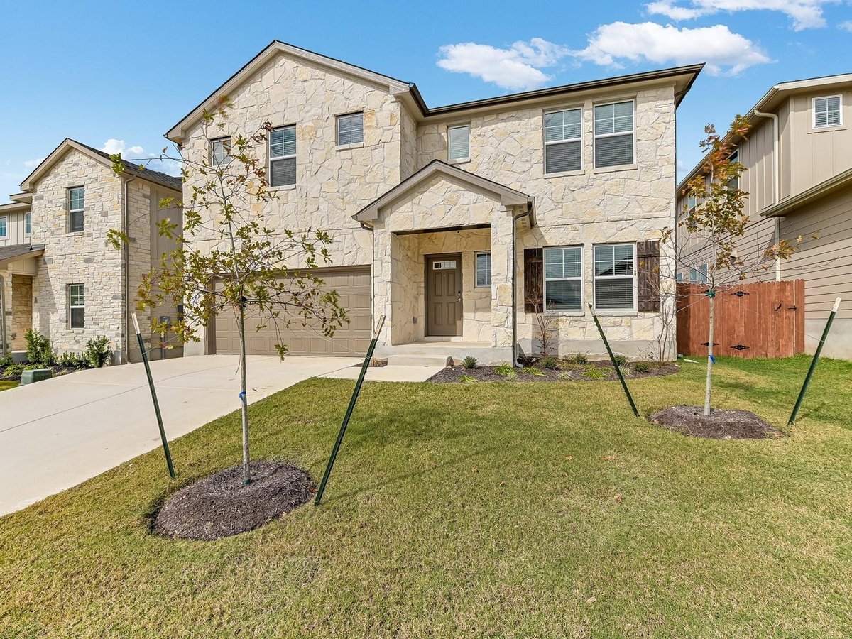 View 631 Wild Spur Ln in Butler Farms 631 Wild Spur Ln - front exterior - Luxury home in Butler Farms, Liberty Hill, TX