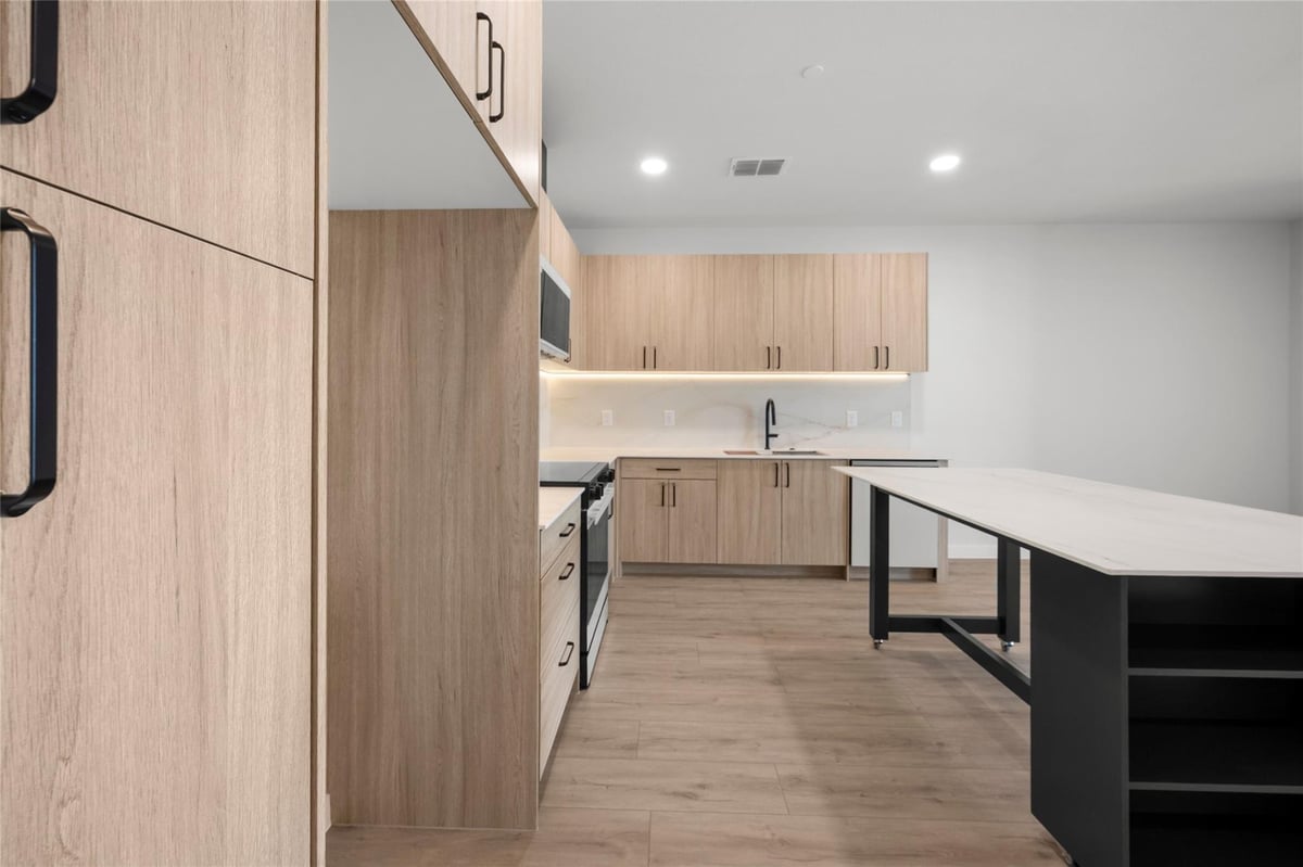 Primary bedroom at 634 Central Pkwy Unit #1211 - 3 bed 3 bath home